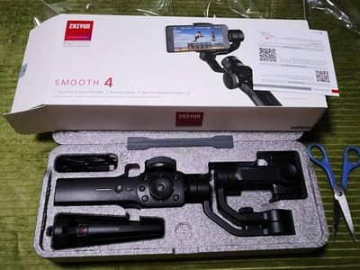 mobile gimbal like new 1 moth us  battry backup good