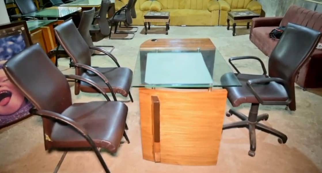 Reception Counters / Execuitve Table / Office Computer Table Etc 15