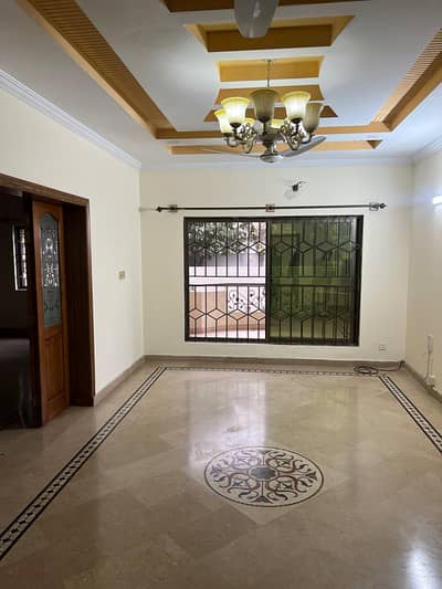 House For Rent in F-6