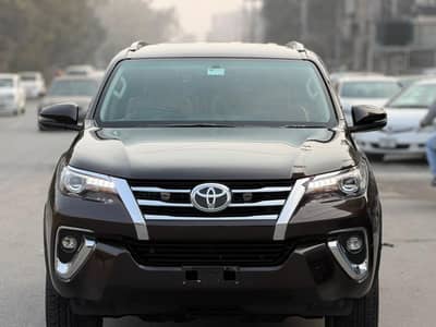 Toyota Fortuner V