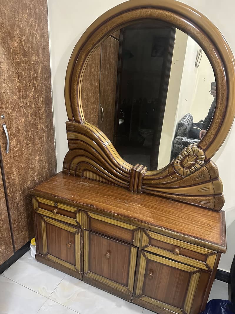 Dressing Table 2