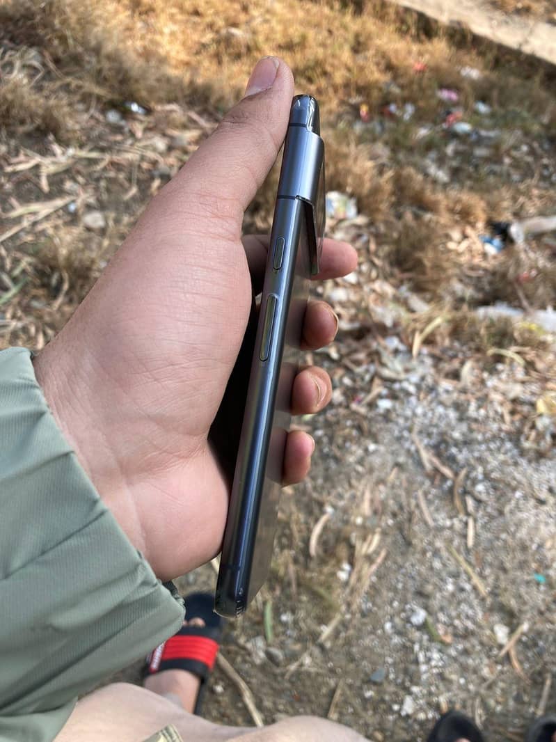 Google pixel 8 pro 5