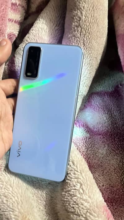 Vivo y 20 10 by 9 All ok urgent for sale