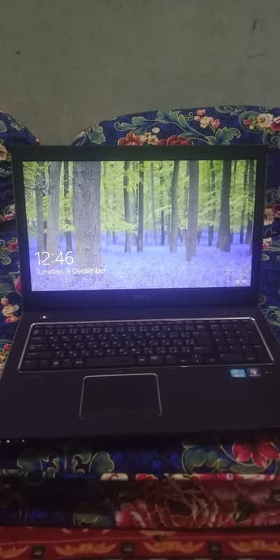 Dell laptop with large screen