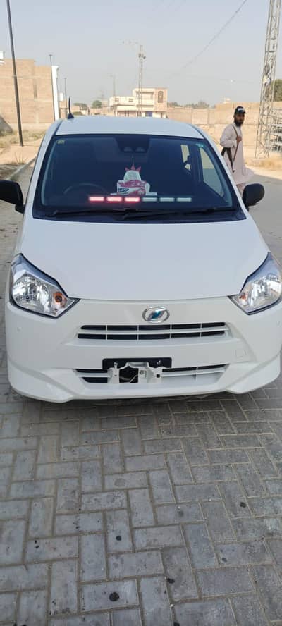 Daihatsu Mira ES iii