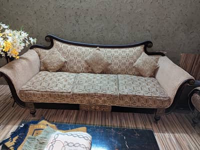 7 Seater Sofa Set - Mint Condition - Cheap Price