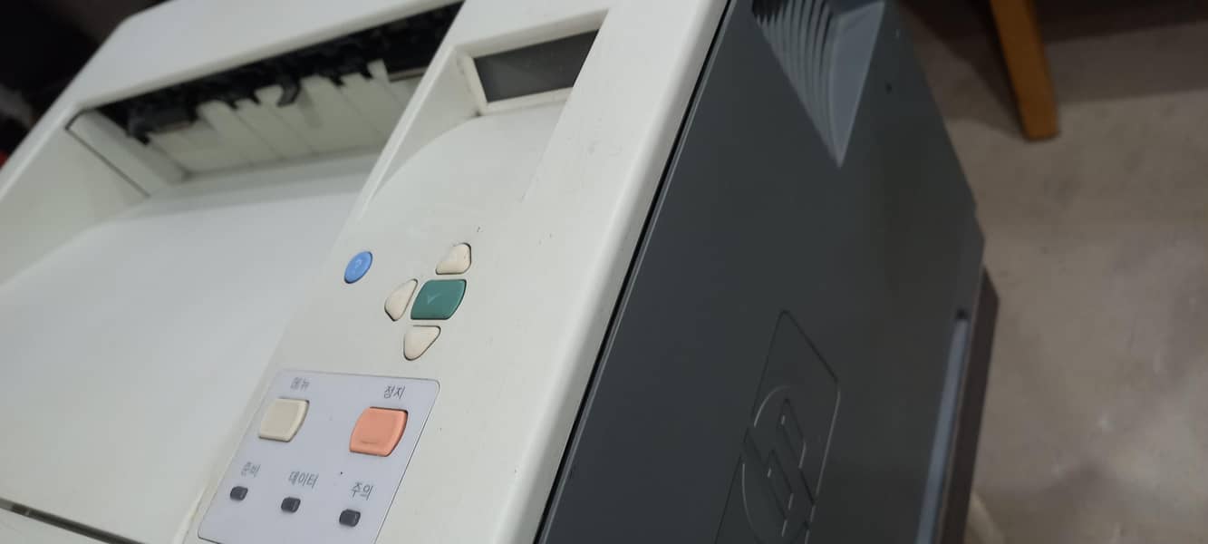 HP 5200 printer (A3 Printer) 1