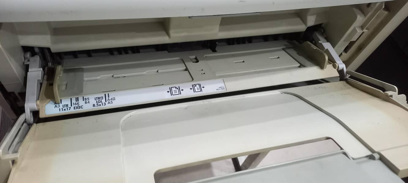 HP 5200 printer (A3 Printer) 7