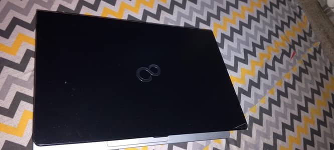 FUJITSU LAPTOP