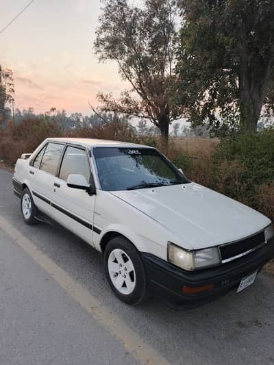 Toyota Corolla 1986 GL salon