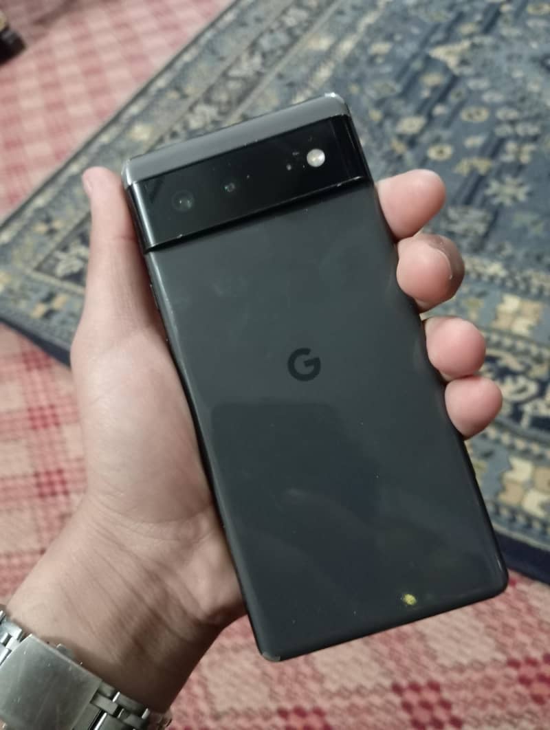 Google Pixel 6 4