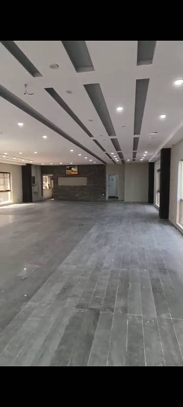 Gulberg Mm Alam 3700 Sqft Decent Shop For Cafe & Brands Is Available On Rent.