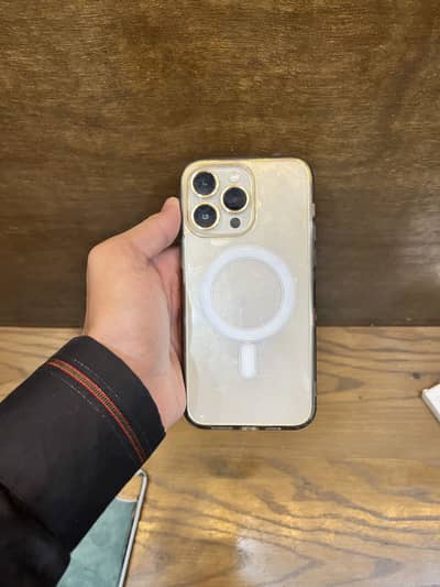 iPhone 14 Pro Max 256 GB-Luxury Gold 10/10 Condition with Box