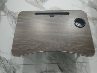 foldable laptop bed table  in good condition