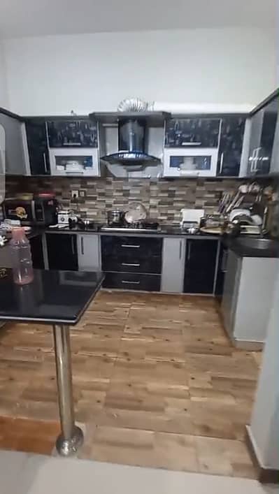 4 bed dd first Floor portion available for sale