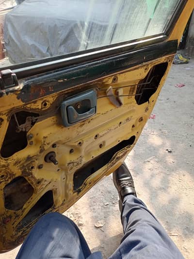 ghr use k lye bhot achi car hn. 03358077264