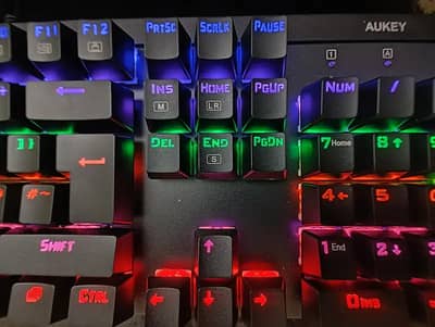 aukey mechanical keyboard gaming keyboard with led lights
