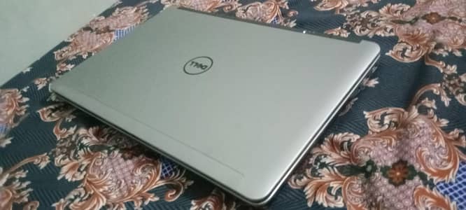 Dell latitude I7 4th generation laptop.