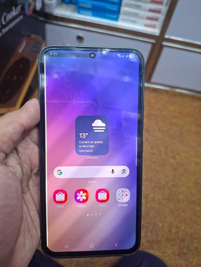 samsung a54 5g panel ka side pa line hai baki ok hai
