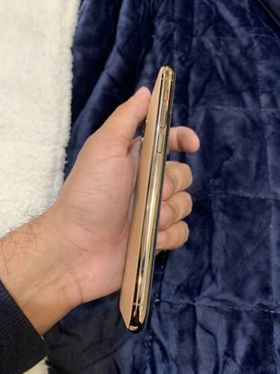 Apple iPhone 11 pro - 256GB PTA Approved