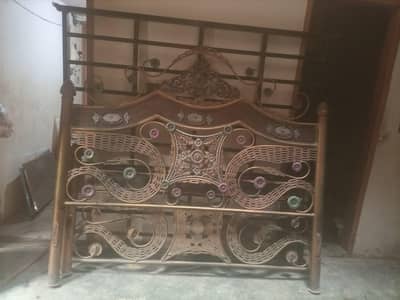 Bed,showcase,Dressing table