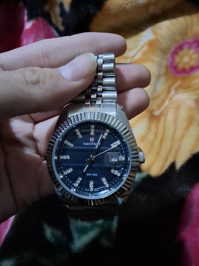 BRANDED ENTIQUE WATCH