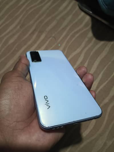 vivo y20 (4+64) pta proved . condition 10/9