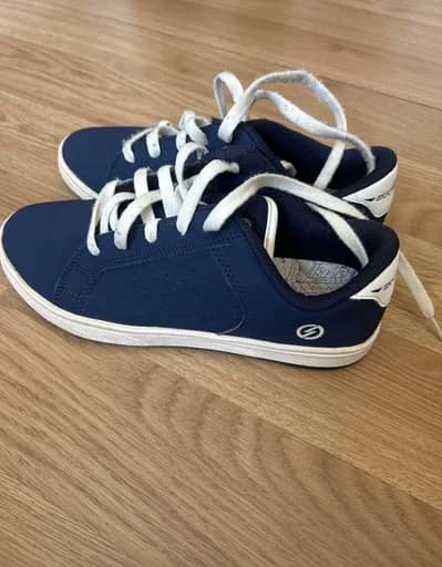 ocelo skateboard branded show size 42