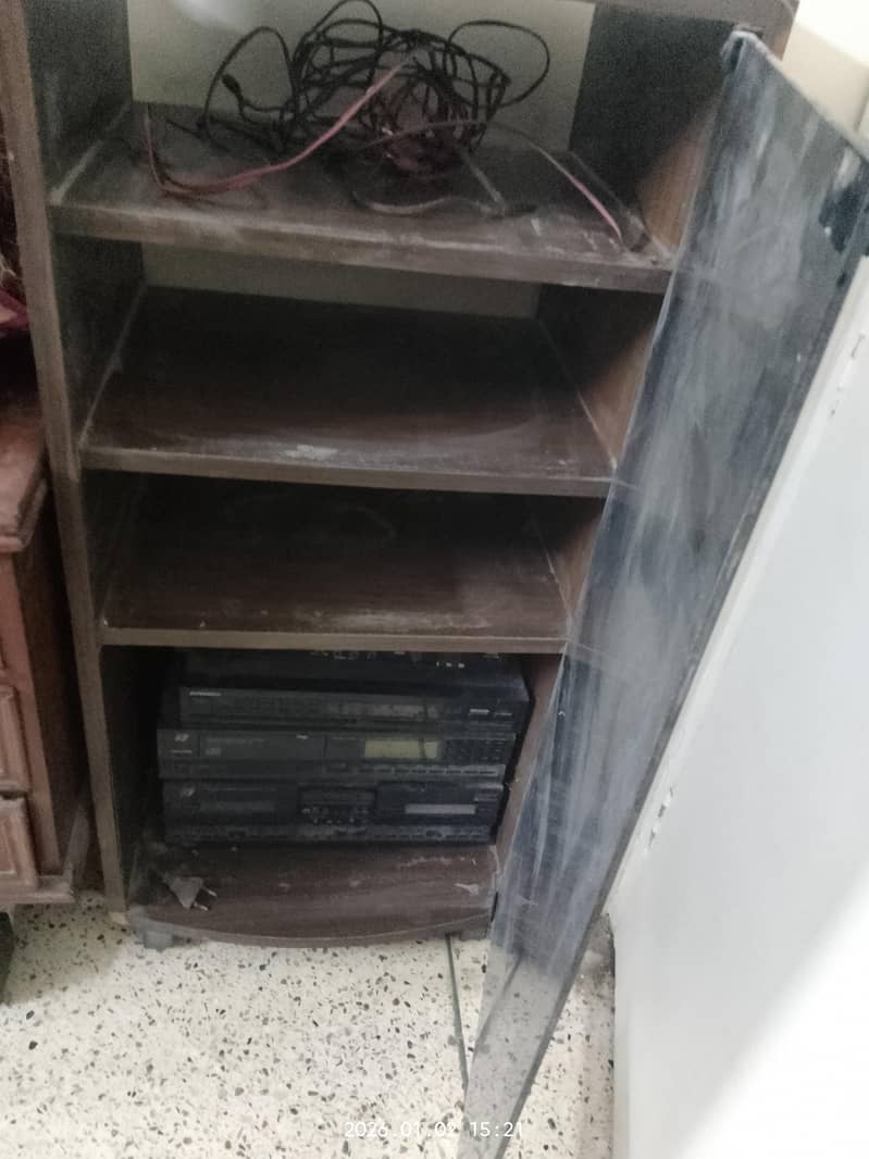 rack for cd player 1