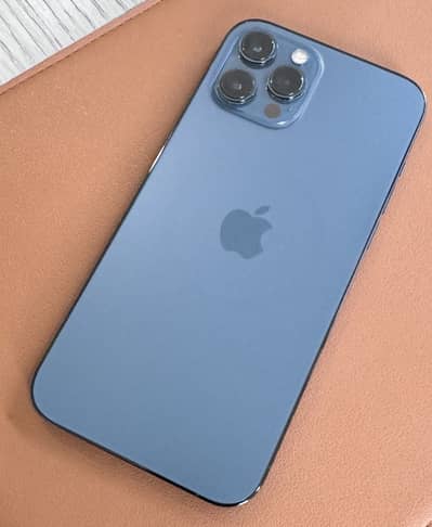 iPhone Pro Max 128GB - Excellent Condition