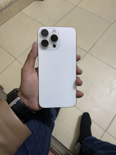 iPhone 15 pro max factory unlock