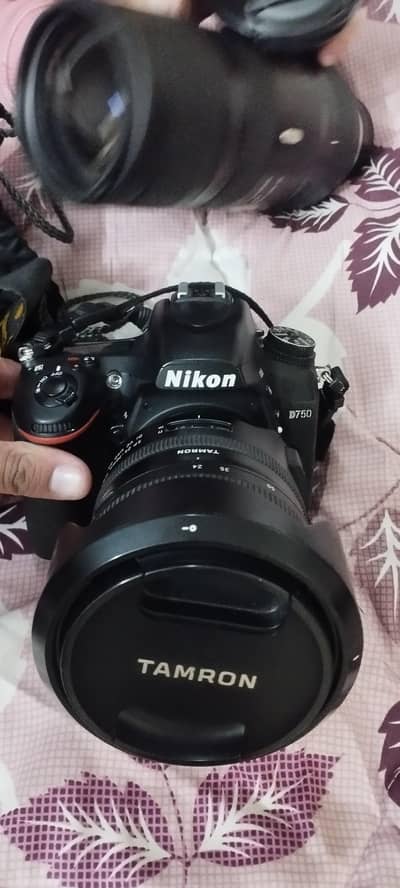 Nikon D750 Fullframe DSLR camera with Lenses