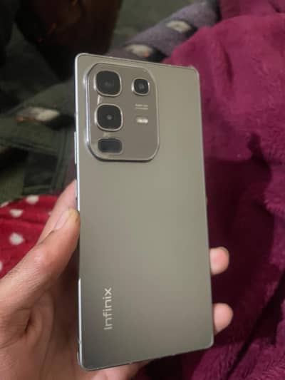 Infinix Note 50 pro  8gb 256gb  3 mouth used