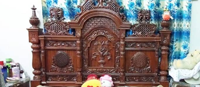 Solid Wood chinyoti  bed set