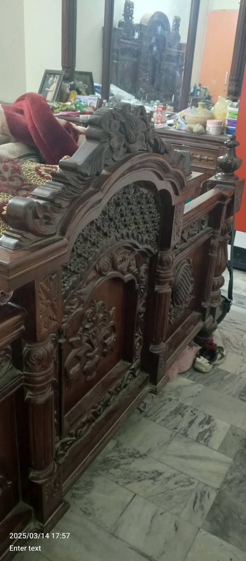 Solid Wood chinyoti  bed set 3