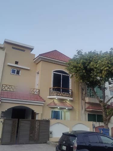 Bahria Town, Phase 8, Ali Block, 5 Marla Designer House, 4 Beds Attached Bath