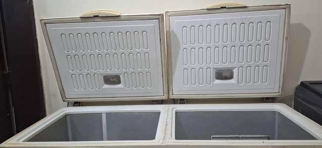 Dawlance freezer full size