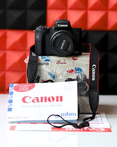 Canon m50