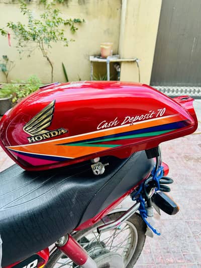 CD 70 Fuel Tank, Model: 2011