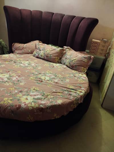 princess round bed