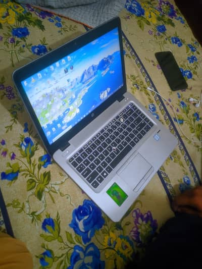 Selling in order to buy Mac Laptop (Urgent Selling)