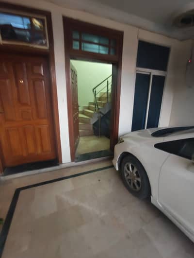 Upper Purtion For Rent I-10