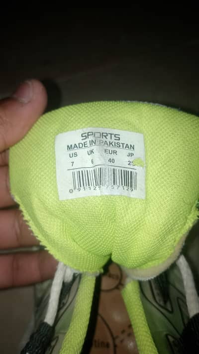 Fast bowling gripper speciallly made for fast bowlers Xone