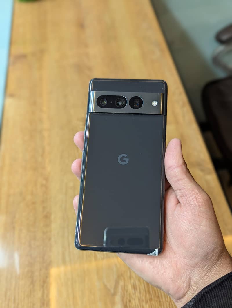 Google Pixel 7 pro 4