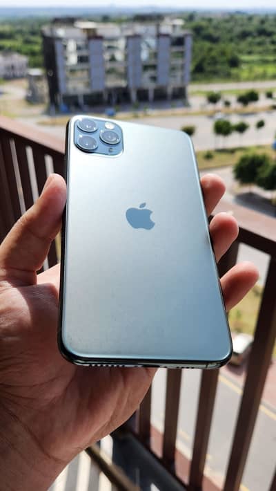 iPhone 11 pro max 256GB PTA
