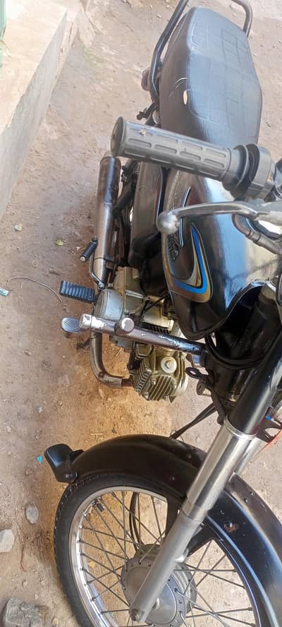 unique 70paper SB ok hai bike mein koi Kam nhi hai