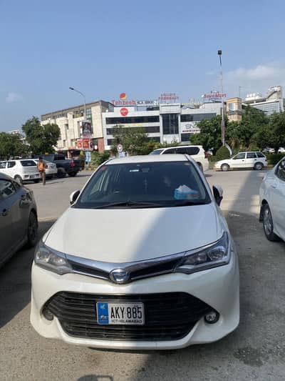 Toyota hybrid fielder full option