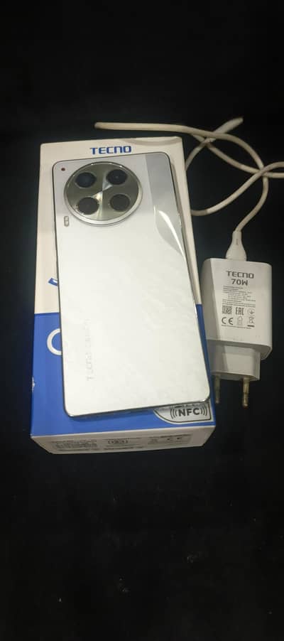 Tecno camon 30 12/256