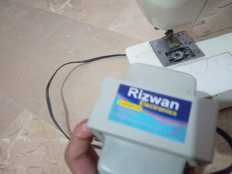 sewing machine 7