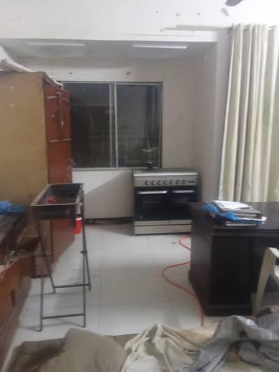 dha phase v 550 feet 2 rooms bath mazanine work 24/7